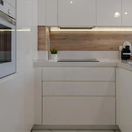 Floritas Luxury 30-1 شقة